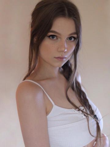 Яна
